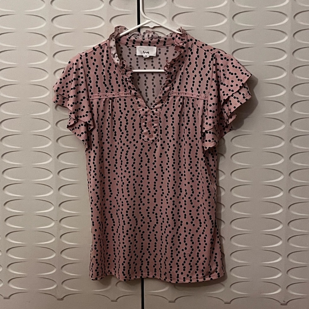 Ladies FYVE Pink Polka Dot Ruffle Sleeve Soft Silk Top, Size Small